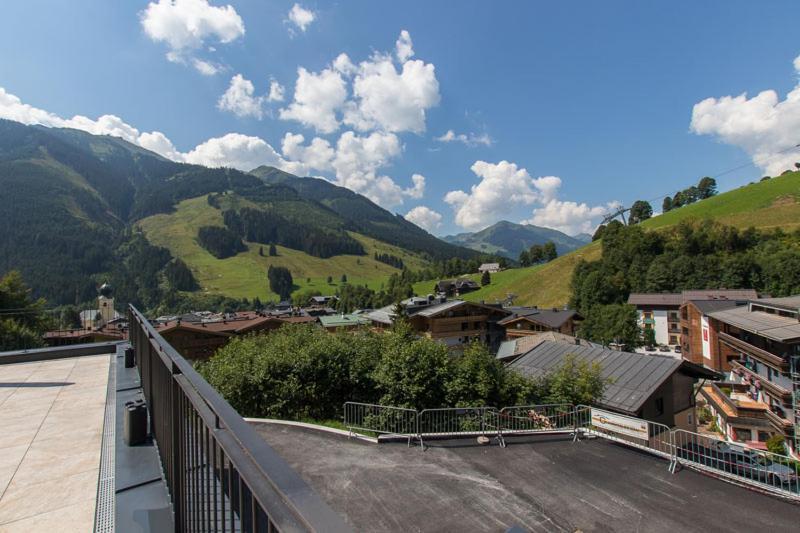 Appartment Hotel Mitterer Saalbach-Hinterglemm Eksteriør bilde